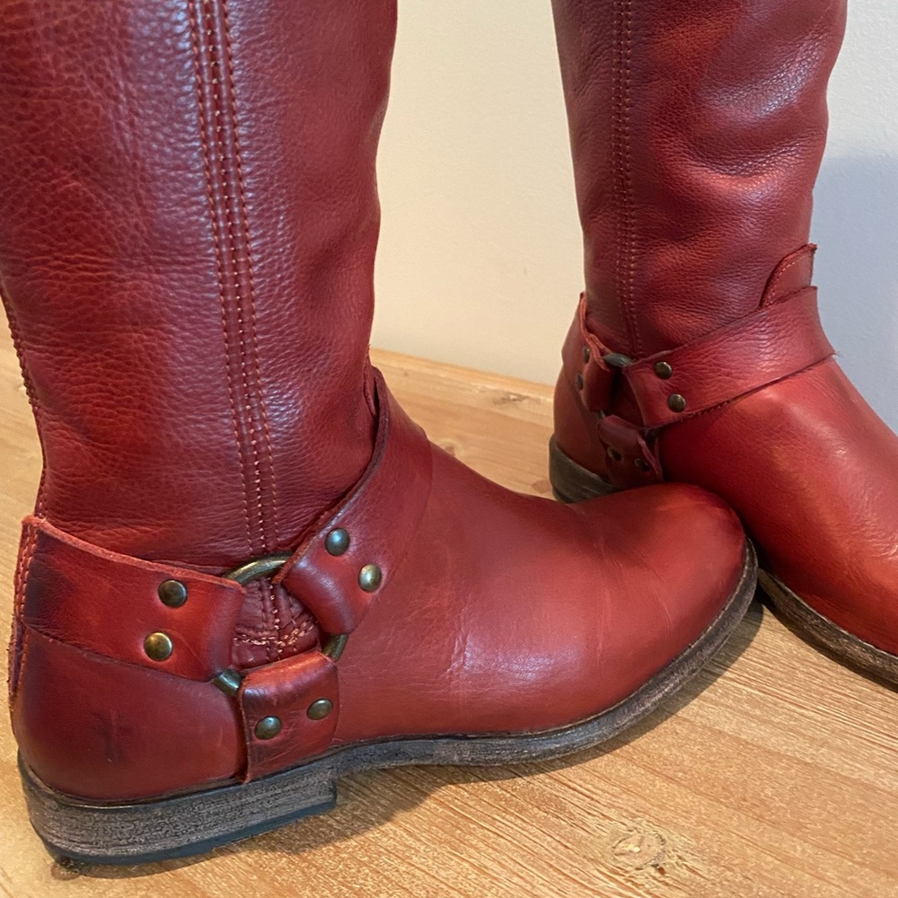 Frye Phillip Harness Tall size 8